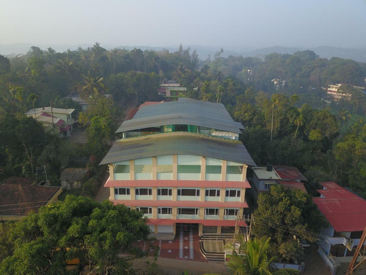 Hotel Wayanad Square Mananthavady Exterior foto
