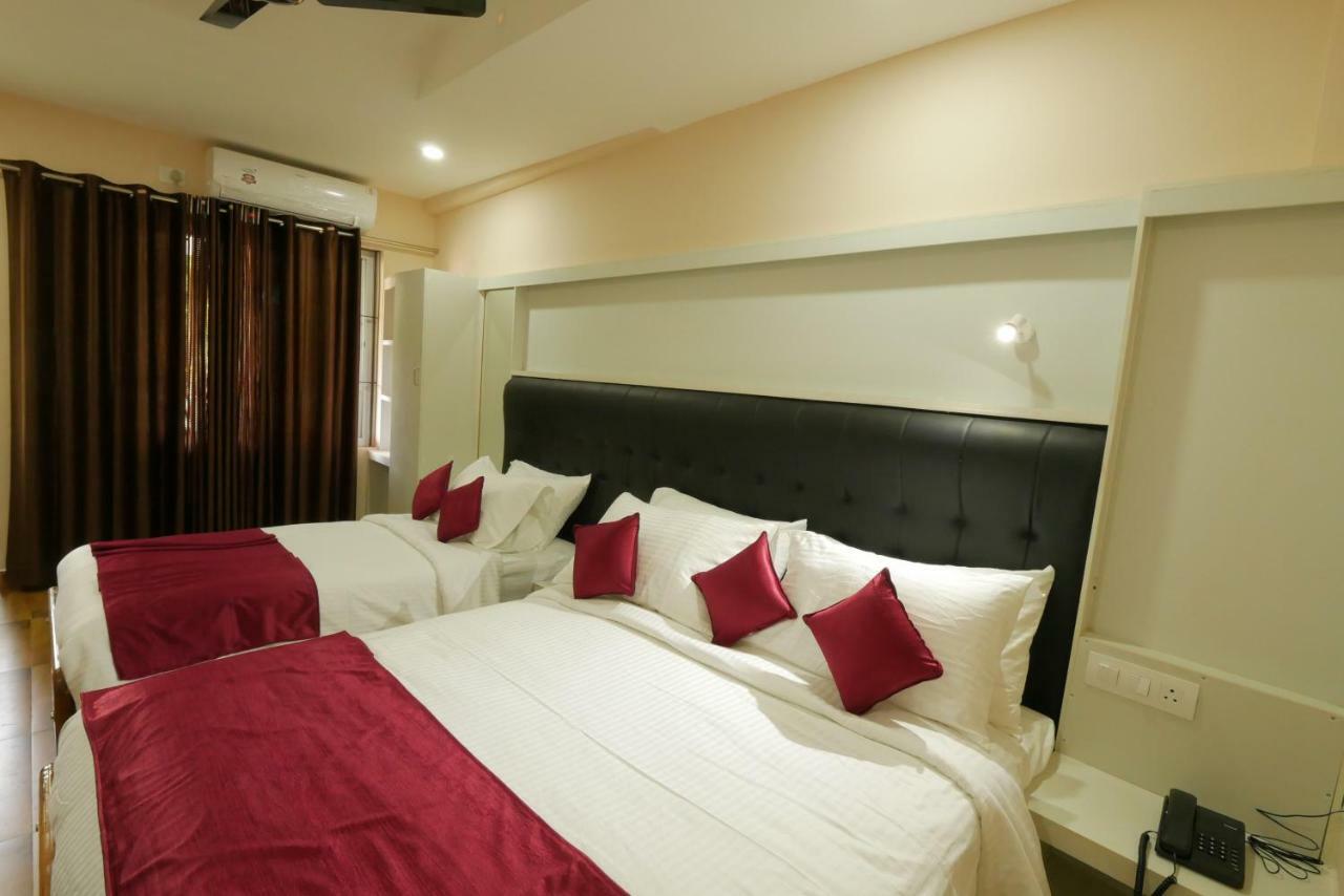 Hotel Wayanad Square Mananthavady Exterior foto